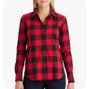 Chaps No Iron Red and Black Plaid Shirt Sz Medium